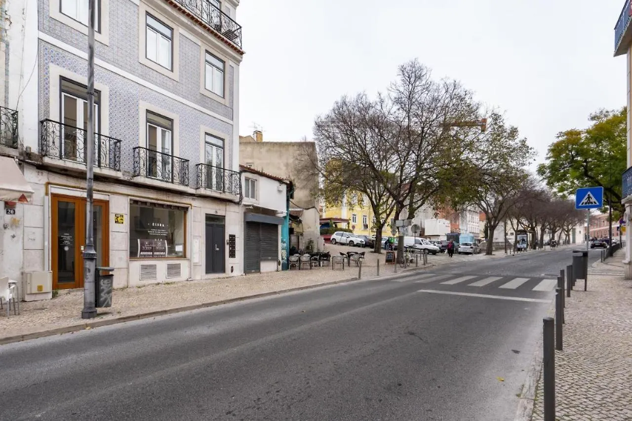 Whome Chic 2-Bed Near Santos & Alcantara Perfect For Families & Couples Lisboa