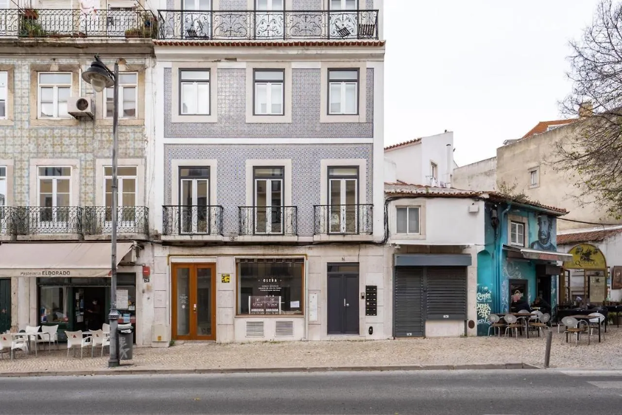 Whome Chic 2-Bed Near Santos & Alcantara Perfect For Families & Couples Lisboa