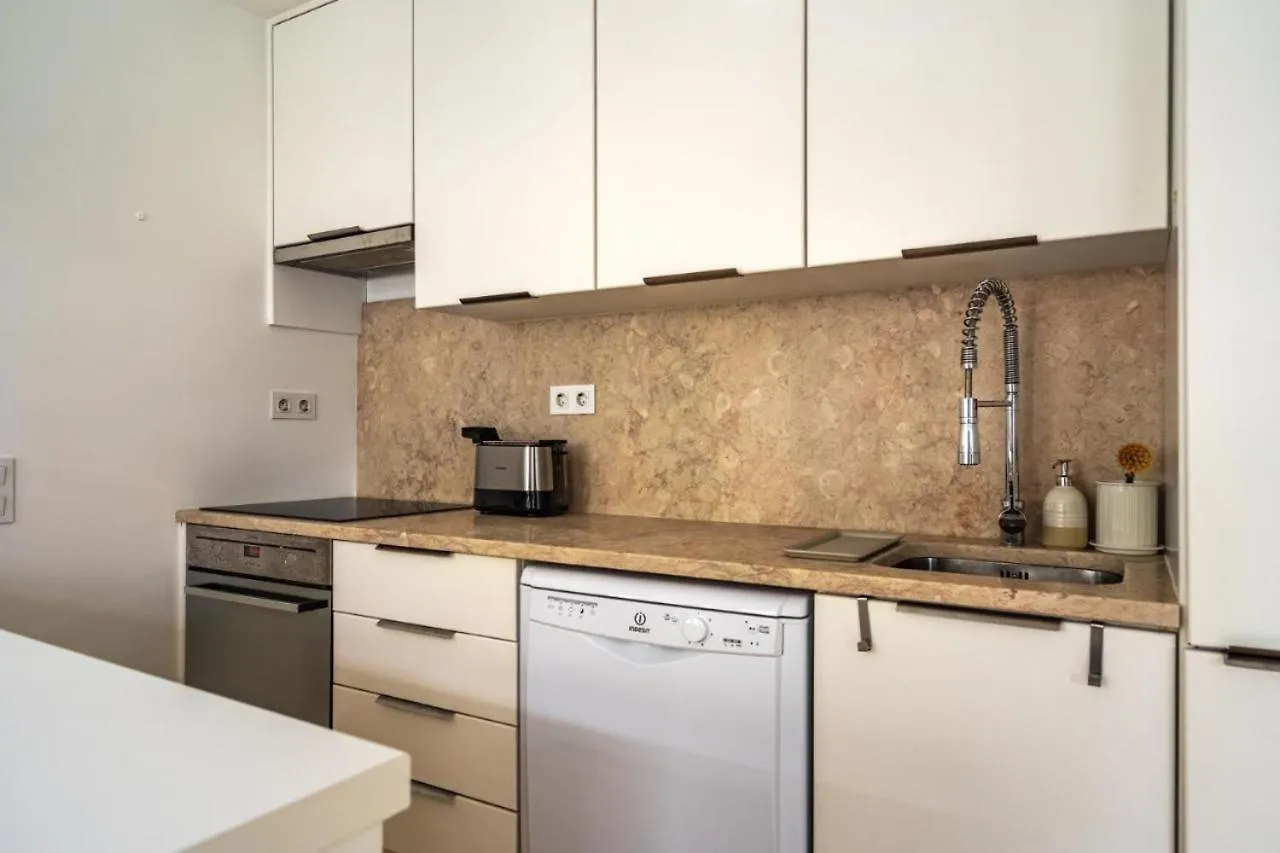 Whome Chic 2-Bed Near Santos & Alcantara Perfect For Families & Couples Lisboa Πορτογαλία